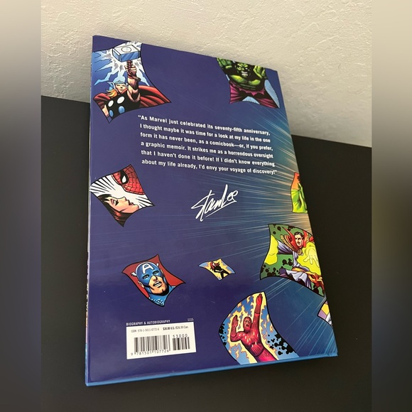 Amazing Fantastic Incredible Stan Lee A Marvelous Memoir [Hardback] - Picture 2 of 2